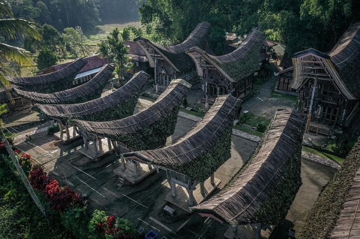 Potret Keindahan dan Kekayaan Budaya, Desa Kete Kesu, Destinasi Wisata Tana Toraja yang Memikat! (Foto : Dok. wonderfulimages.kemenparekraf.go.id)
