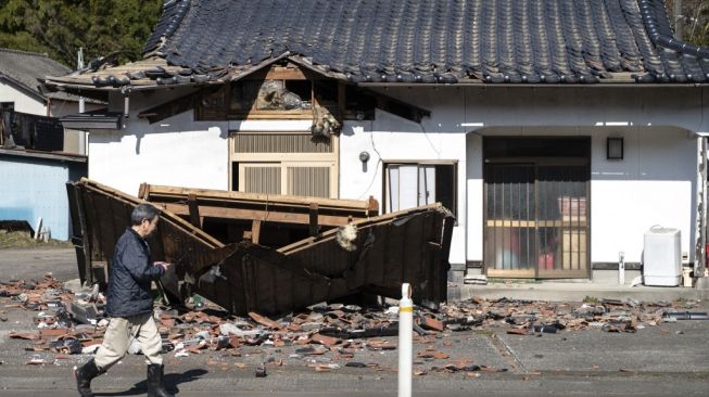 Melihat 5 Dampak Gempa Dahsyat M 7,5 di Jepang, Kecaman Tsunami, Perjuangan Korban, dan Keterbatasan Infrastruktur. (Foto : Dok. Istimewa)