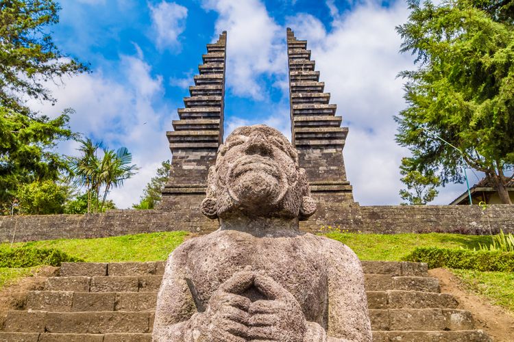 Candi Cetho, Peninggalan Majapahit di Langit Gunung Lawu. (Foto : Dok. Istimewa)