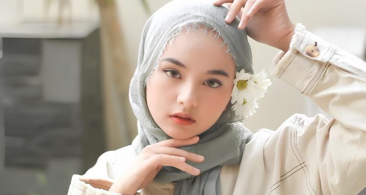 5 Rekomendasi Cushion Terbaik untuk Wajah Glowing di Hari Lebaran. (Foto : instagramcomfirgaaa)