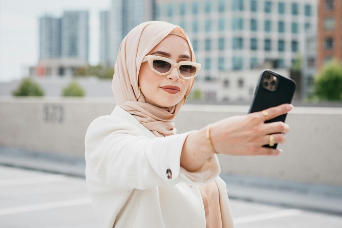 5 Rekomendasi HP Kamera Terbaik 2024 yang Bakal Bikin Kamu Lupa iPhone! (Foto : Dok. Istimewa)